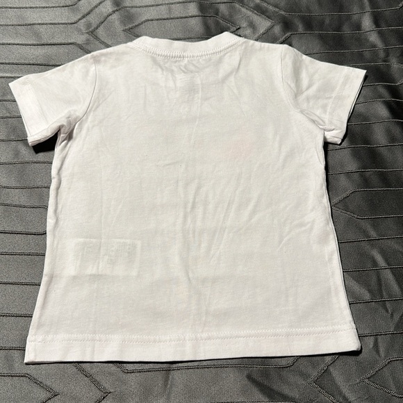Nike Toddler Boys White Tee, EUC (Looks New), Size 3T - Picture 6 of 8